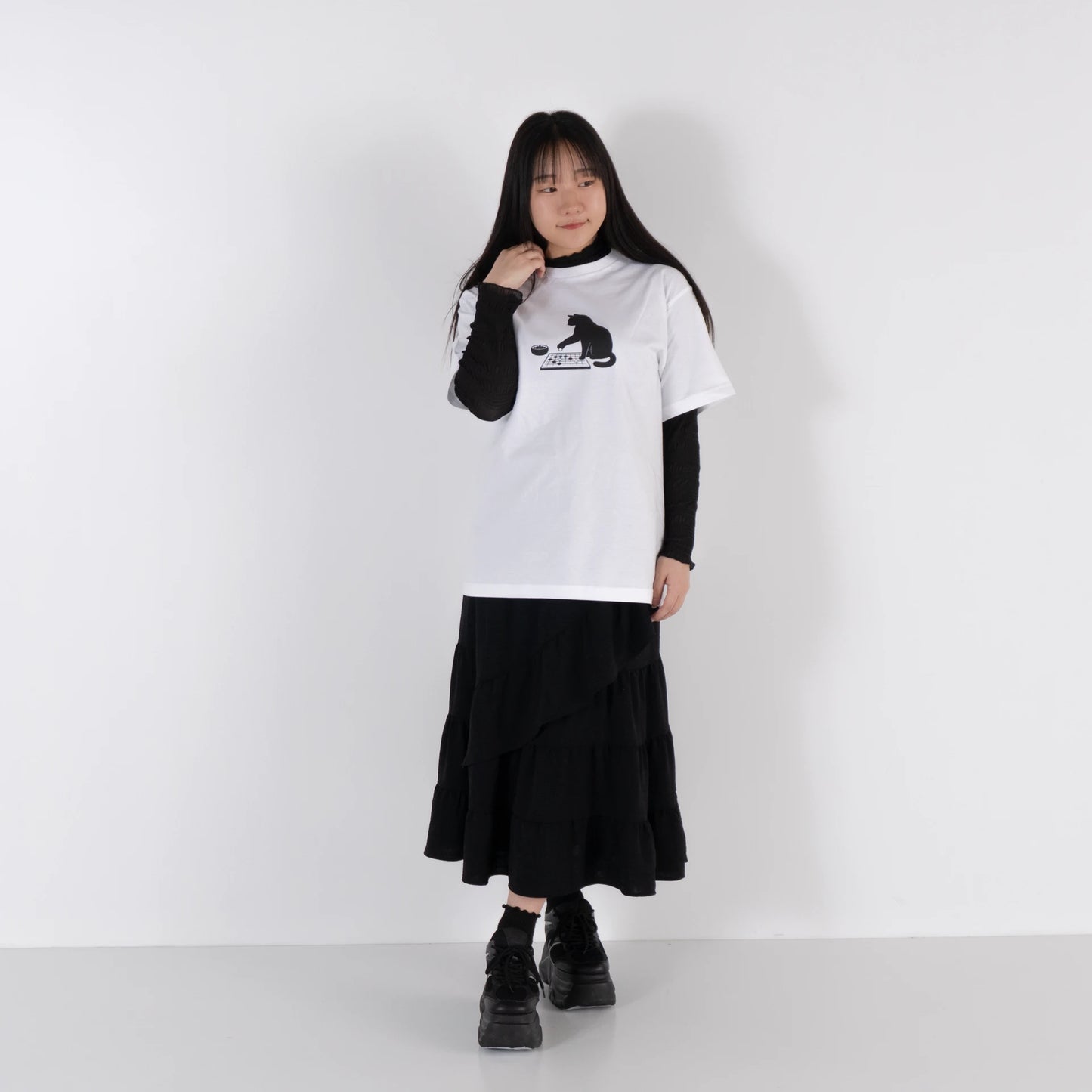 Cat Playing Go T-shirt