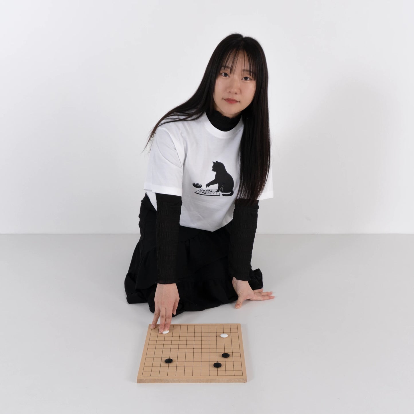 Cat Playing Go T-shirt